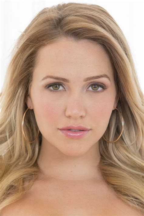 mia malkova nue|Mia Malkova Porn: Enjoy Her Free XXX Videos 